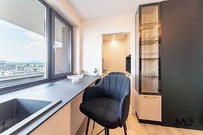 MoHost Valcom - Luxury Skyline Penthouse