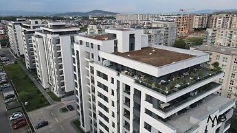 MoHost Valcom - Luxury Skyline Penthouse