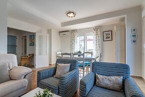 Apartment 100m From Beach