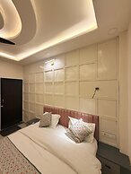 Shanti Vilas Hotel