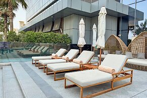 PVH - Modern Studio - Palm Tower