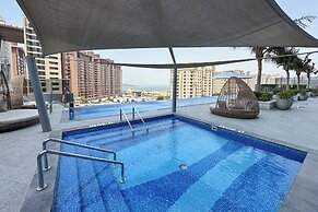 PVH - Modern Studio - Palm Tower