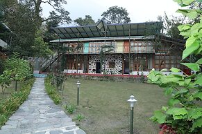 Hotel YAN Residency Bhimtal - Nainital
