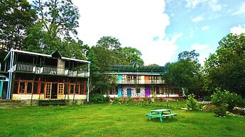 Hotel YAN Residency Bhimtal - Nainital