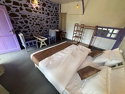 Hotel YAN Residency Bhimtal - Nainital