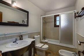 Cozy Seaside Retreat at Los Albatros