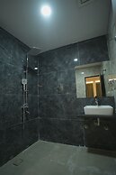 Avanti inn