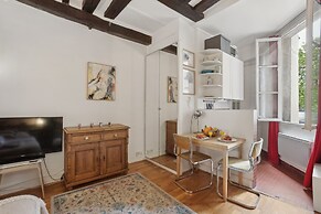 Chic 1BR by Châtelet & Louvre