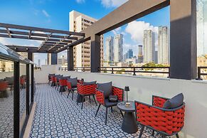 Iconic Hotel