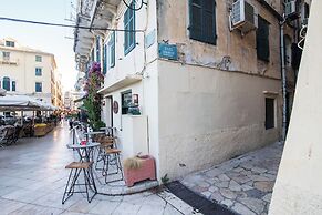 Korifo Old Town by Corfu Escapes