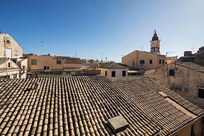 Korifo Old Town by Corfu Escapes