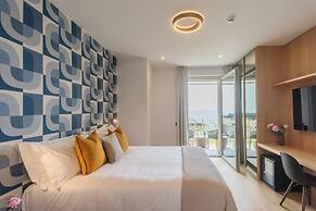 PureView Luxury pool AdultsOnly by Rent All Como