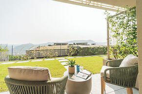 PureView Luxury pool AdultsOnly by Rent All Como