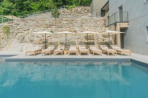 PureView Luxury pool AdultsOnly by Rent All Como