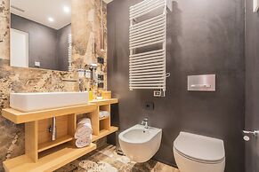 PureView Luxury pool AdultsOnly by Rent All Como