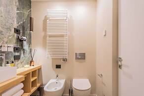 PureView Luxury pool AdultsOnly by Rent All Como