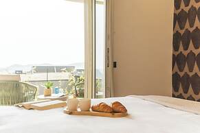 PureView Luxury pool AdultsOnly by Rent All Como