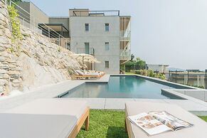PureView Luxury pool AdultsOnly by Rent All Como