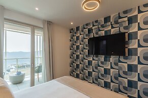 PureView Luxury pool AdultsOnly by Rent All Como