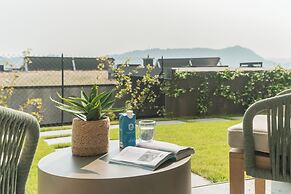 PureView Luxury pool AdultsOnly by Rent All Como