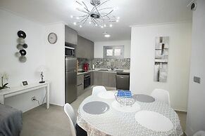 Apartment Near Punta Prima Beach