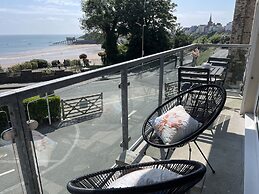 Lifeboat Lookout