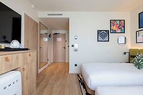 Hampton by Hilton Lyon Airport