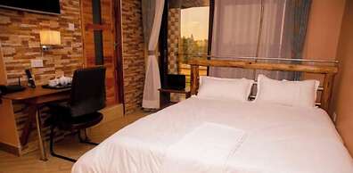 Amicus Hotel