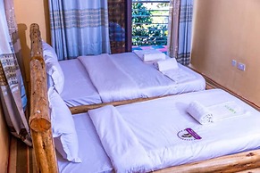 Amicus Hotel