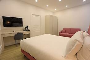 Elysium Relais