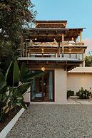 Casa Zpada