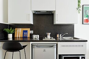 Student Only Sharman Court