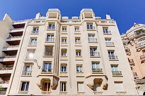 Passy Glow 2BR Home in the 16th Arrondissement