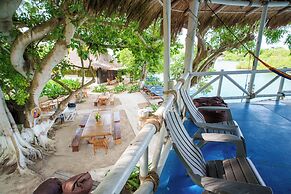 HOTEL ISLA MULATA