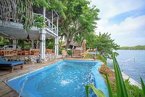 HOTEL ISLA MULATA