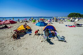 Caravan Park in Nin With Sandy Beach & Pools