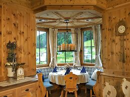 Chalet Near Beach & Nature in Austria