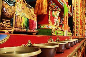 FEIFAN Historic Tibetan Hotel