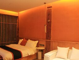 FEIFAN Historic Tibetan Hotel