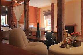 FEIFAN Historic Tibetan Hotel