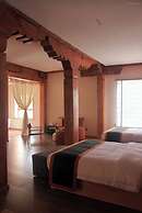 FEIFAN Historic Tibetan Hotel