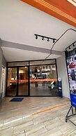 Glur Hostel Pattaya Walking Street