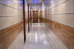 Hotel Relax Kurla