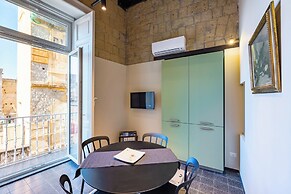La Pinacoteca Aparthotel by NapoliApartments