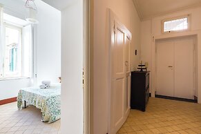 Lopez 20 - a Big Family Apartment