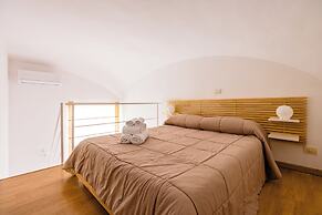 Materdei Beautiful Terrace by Napoliapartments