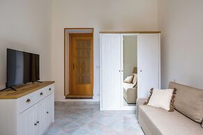 Smooth Vibes at Chiaia by Napoliapartments