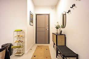 Attica Skyline Living