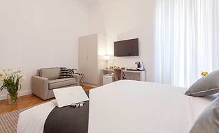504 Corso Suites