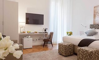 504 Corso Suites